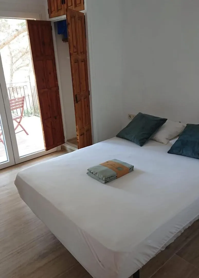 Sa Riera Begur, 200 M Walk To Sa Riera Beach Apartment